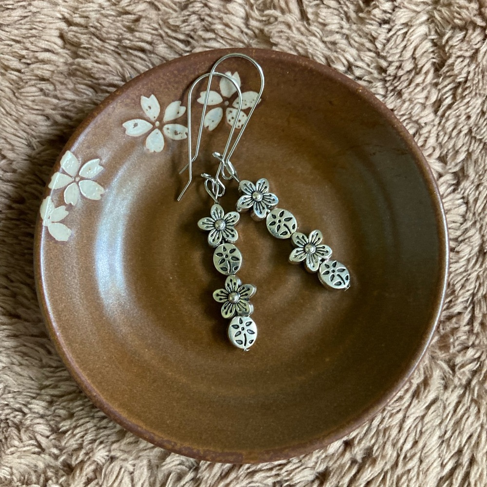 Silver Toned Metal Floral Drop Earrings - Picture 4 of 5